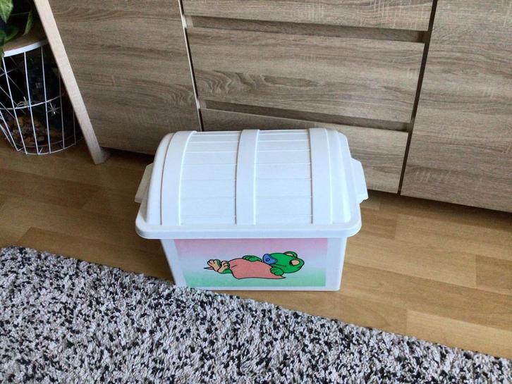 Speelgoedkist plastik💥 met leuke deksel, Caravans en Kamperen, Koelboxen, Zo goed als nieuw, Elektrisch, Ophalen of Verzenden