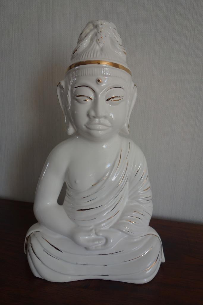 Boeddha porselein wit met goud accent, Huis en Inrichting, Woonaccessoires | Boeddhabeelden, Nieuw, Ophalen of Verzenden