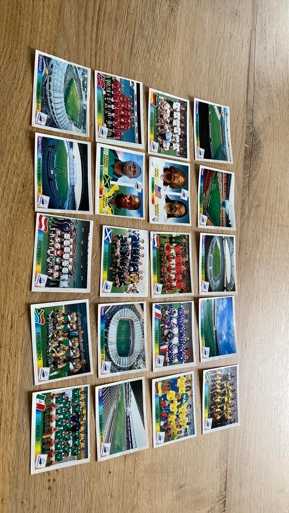 20 x panini wk 98, Verzamelen, Ophalen of Verzenden, Zo goed als nieuw, Buitenlandse clubs, Poster, Plaatje of Sticker