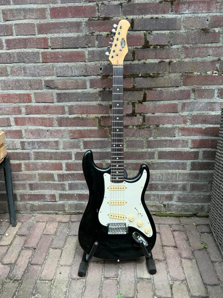 Stagg Stratocaster 1995-2000 vintage, Muziek en Instrumenten, Snaarinstrumenten | Gitaren | Elektrisch, Gebruikt, Solid body, Overige merken