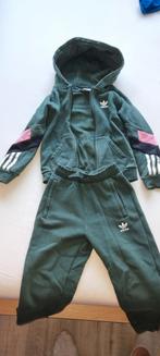 adidas trainingspak  maat 122, Kinderen en Baby's, Ophalen of Verzenden, Zo goed als nieuw
