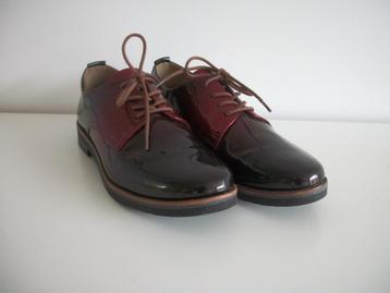 Veterschoen zonder hak - 40 - Rood Lak - Bleu Box - zgan beschikbaar voor biedingen