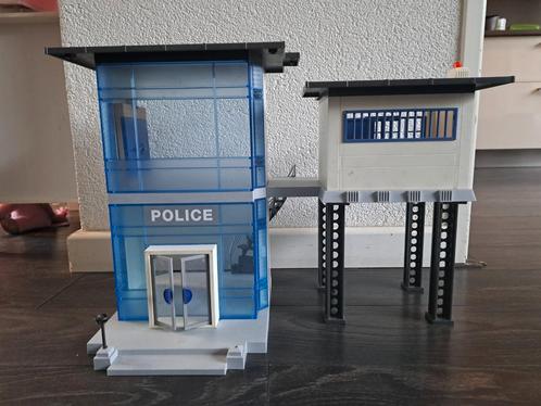 Playmobil politiebureau en gevangenis, Kinderen en Baby's, Speelgoed | Playmobil, Gebruikt, Ophalen of Verzenden