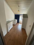 Complete babykamer beach thema (bedje, commode, kast), Ophalen, Zo goed als nieuw, Jongetje of Meisje