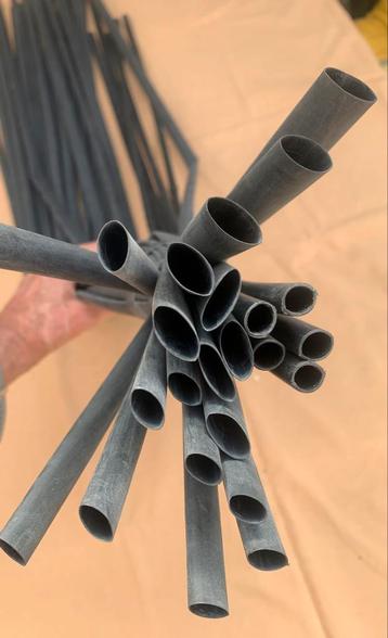 Veel Krimpkous 24 stuks lengte tot 120cm 20mm, 15mm breed en beschikbaar voor biedingen
