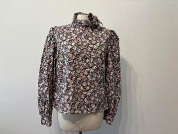 Custommade blouse maat 40 L beschikbaar voor biedingen