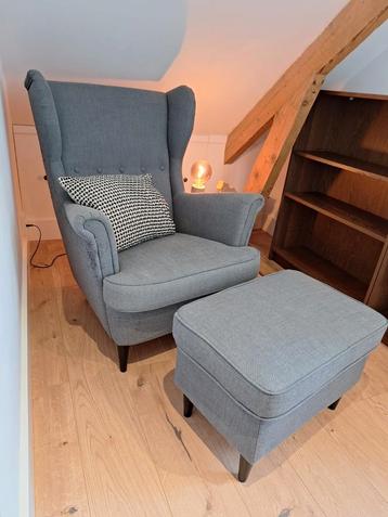 IKEA Strandmom Fauteuil + Voetenbank - Grijs beschikbaar voor biedingen