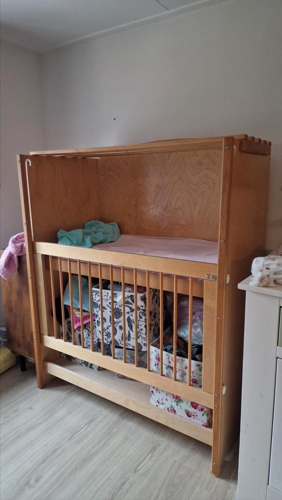 Verhoogd ledikant kinderbed met speel- of opbergruimte, Kinderen en Baby's, Babywiegjes en Ledikanten, Zo goed als nieuw, Ledikant