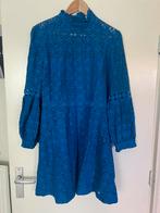 Koningsblauwe jurk van Claudie Pierlot maat 40 L, Maat 38/40 (M), Claudie pierlot, Blauw, Ophalen of Verzenden