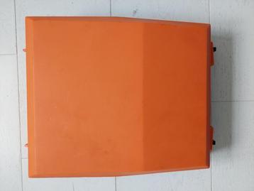 Vintage typemachine Seville 3000, kleur oranje beschikbaar voor biedingen