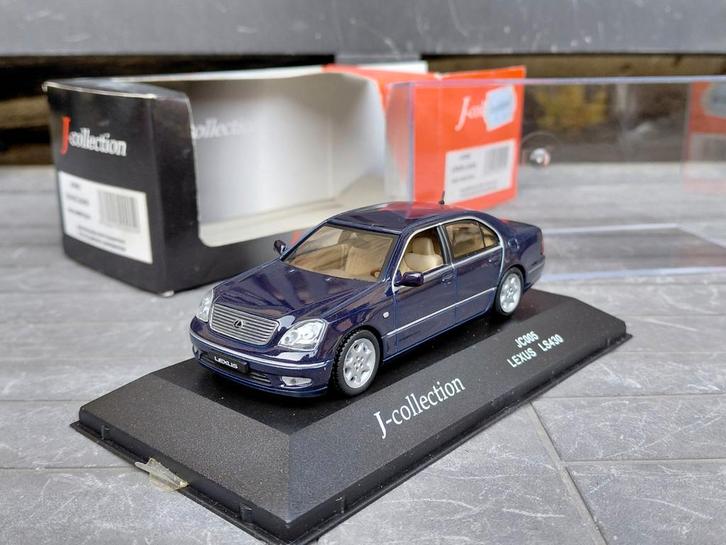 Lexus LS 430 2000-2006 Navy Metal Blue 1/43 J-Collection, Hobby en Vrije tijd, Modelauto's | 1:43, Zo goed als nieuw, Auto, Ophalen of Verzenden