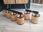 2 matching rotan plafondlamp garnituren (2 en 4 pits ), Ophalen, Zo goed als nieuw