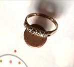 Geelgouden rijring met diamant, Sieraden, Tassen en Uiterlijk, Ringen, Verzenden, Dame, Goud, Kleiner dan 17