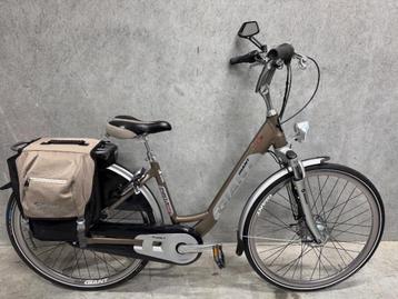Giant Twist elektrische damesfiets, maat S, twee accu's beschikbaar voor biedingen