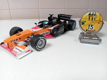F1 auto Takagi en bureau kalender Monaco. beschikbaar voor biedingen