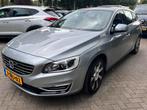 Volvo V60 D6 215pk Plug-in Hybrid 2013 Grijs, Auto's, Automaat, Euro 5, USB, Particulier