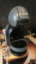 Nescafe Dolce Gusto + cups, Witgoed en Apparatuur, Afneembaar waterreservoir, Zo goed als nieuw, Koffiepads en cups, Ophalen