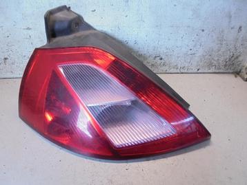 Achterlicht links van een Renault Megane beschikbaar voor biedingen