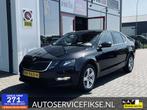 OCTAVIA 1.0 BUSINESS DSG | LEER | CARPLAY| TREKHAAK | STOELV, 12 maanden, Gebruikt, Zwart, Origineel Nederlands