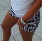 Korte broek zwart wit maat m maat 38 broekje broeken, Verzenden, Gedragen, Maat 38/40 (M), Kort