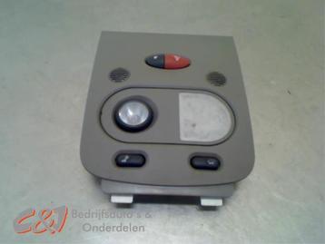 Binnenverlichting voor van een Renault Master beschikbaar voor biedingen