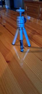 Statief camera, Audio, Tv en Foto, Fotografie | Statieven en Balhoofden, Ophalen of Verzenden, Zo goed als nieuw, Minder dan 150 cm