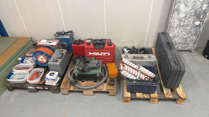 Partij gereedschap, Doe-het-zelf en Verbouw, Gereedschap | Overige machines, Zo goed als nieuw, Ophalen