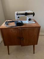 Husqvarna 1761 Naaimachine met Meubel, Ophalen of Verzenden, Gebruikt, Naaimachine, Husqvarna
