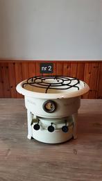 EMAILLE BEIGE 3 PITS PETROLEUMSTEL., Antiek en Kunst, Antiek | Emaille, Ophalen of Verzenden