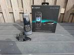 Logitech Harmony Ultimate + Hub – Compleet, zeldzaam, Audio, Tv en Foto, Afstandsbedieningen, Ophalen of Verzenden, Zo goed als nieuw