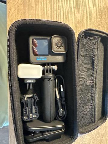 GoPro HERO10 Black – Bijna Niet Gebruikt – Complete Set beschikbaar voor biedingen