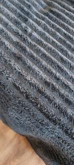 Grijze fleecedeken 200x230 - Zo goed als nieuw!, Ophalen of Verzenden, Zo goed als nieuw