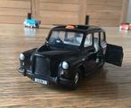 Oude Corgi Toys auto Engelse Zwarte Taxi Hamleys ZGAN, Ophalen of Verzenden, Zo goed als nieuw, Auto