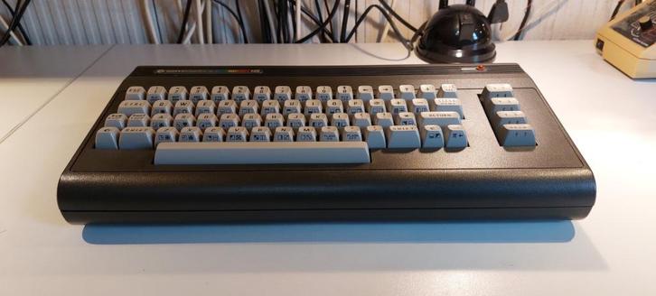 Commodore C16 kast + voeding + originele doos, Computers en Software, Vintage Computers, Ophalen of Verzenden