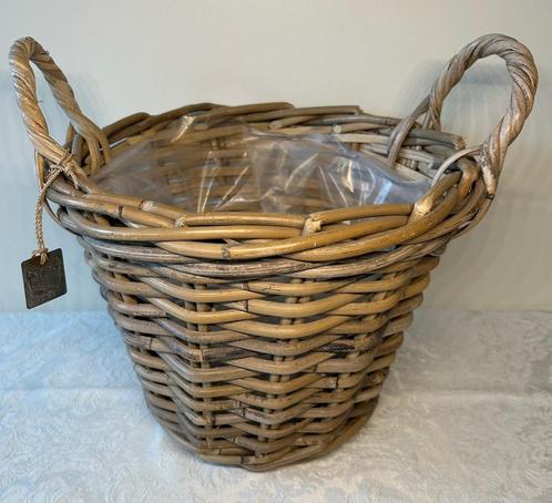 Rieten mand nieuw, Huis en Inrichting, Woonaccessoires | Schalen en Manden, Zo goed als nieuw, Riet, Ophalen of Verzenden