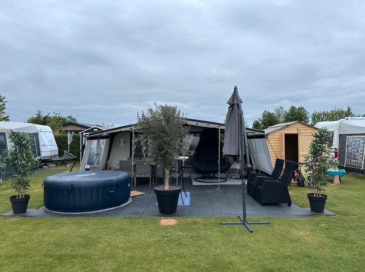 125 stuk Zwarte Isabella floor tegels 50x50 en 12 drempels, Caravans en Kamperen, Kampeeraccessoires, Zo goed als nieuw, Ophalen