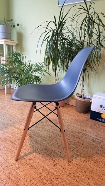 Blauwe eetkamerstoelen 4 stuks beschikbaar voor biedingen