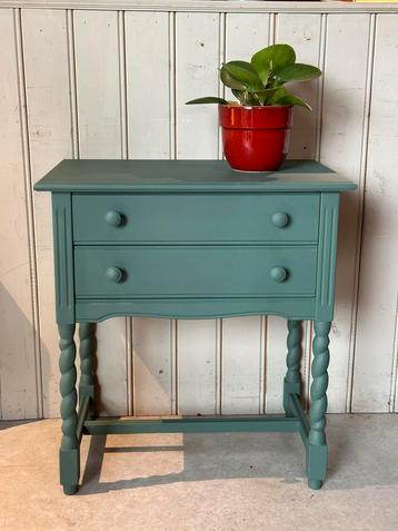 Brocante kastje - tafeltje - ladekastje - groen beschikbaar voor biedingen