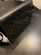 LV Louis Vuitton heren tas messenger bag, Sieraden, Tassen en Uiterlijk, Tassen | Schoudertassen, Ophalen of Verzenden, Zo goed als nieuw