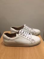 Minelli witte leren sneakers maat 41, Kleding | Dames, Schoenen, Ophalen of Verzenden, Wit, Zo goed als nieuw, Sneakers of Gympen