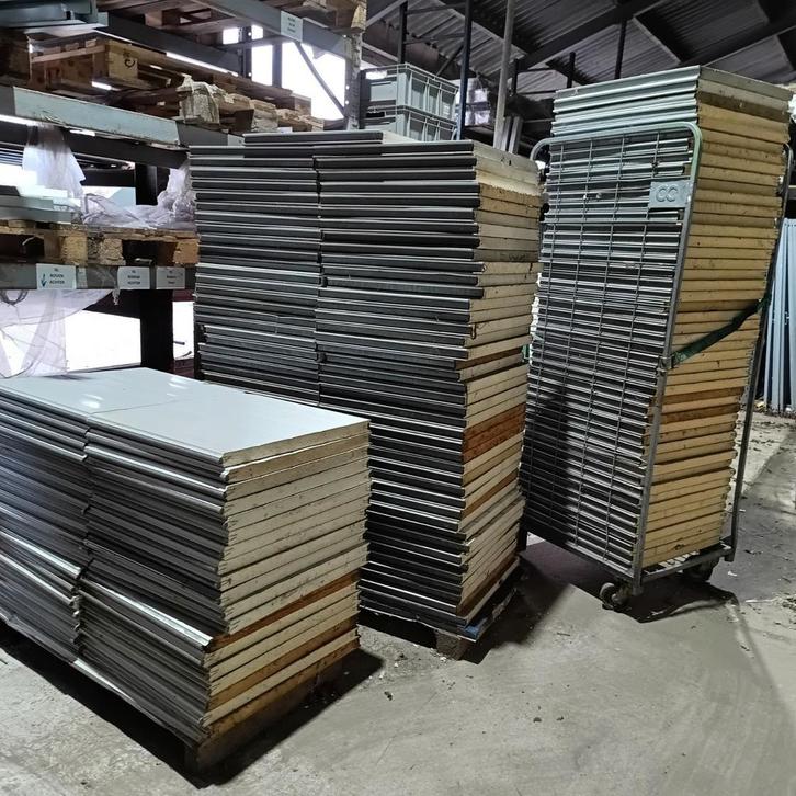 217 x korte Sandwichpanelen 4cm dik.  60-66cm lang vijver, Doe-het-zelf en Verbouw, Isolatie en Afdichting, Nieuw, Overige materialen