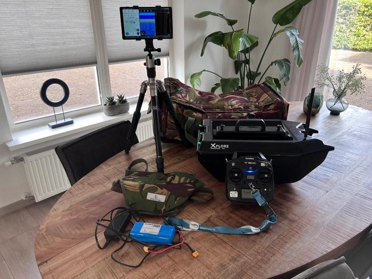 Voerboot, Watersport en Boten, Hengelsport | Karpervissen, Zo goed als nieuw, Overige typen, Ophalen of Verzenden