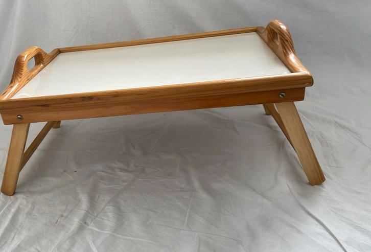 Houten Dienblad Tafel, Huis en Inrichting, Tafels | Bijzettafels, Gebruikt, Rechthoekig, Minder dan 45 cm, Minder dan 55 cm, Hout