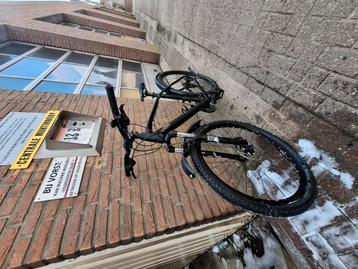 Mountainbike mtb beschikbaar voor biedingen