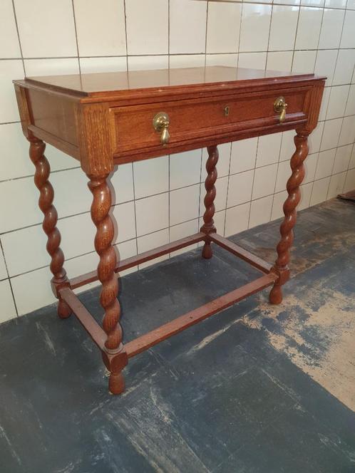 Engelse Jacobean wandtafel uit 1890, 95 euro, Antiek en Kunst, Antiek | Meubels | Tafels, Ophalen