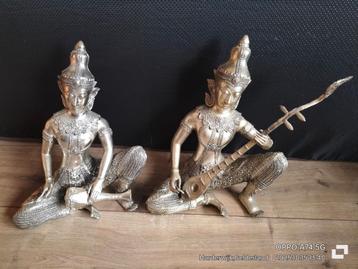 Thaise beeldjes van vertint brons beschikbaar voor biedingen