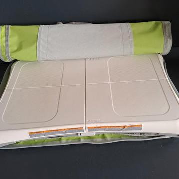 Wii balance board. beschikbaar voor biedingen
