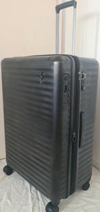Echolac Celectra BLX Grote Koffer
4 wielen TSA cijferslot, Ophalen, Hard kunststof, 45 tot 55 cm, Zo goed als nieuw