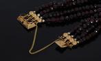 Fraai slot 14k goud 4-strengs granaten dames armband vintage, Ophalen of Verzenden, Goud, Armband, Met edelsteen