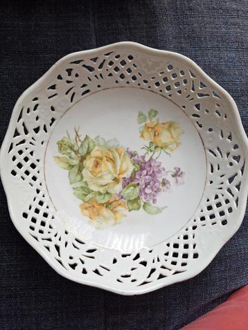 Vintage Schumann Dresden Schaal met Bloemen beschikbaar voor biedingen